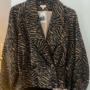 Chic Zebra Print Double-Breasted Blazer